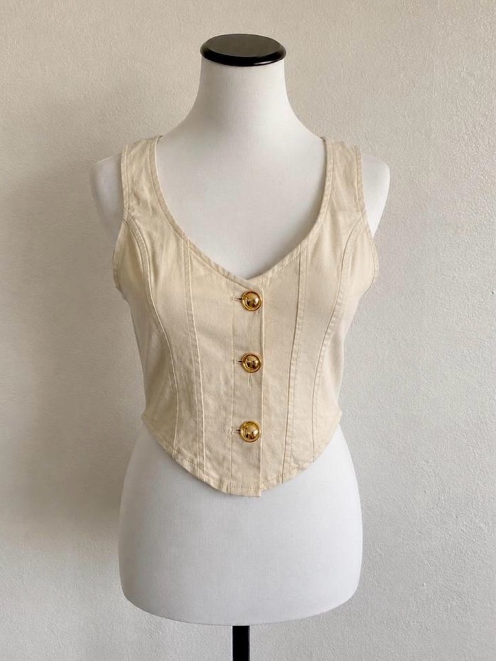 like an angel Cream V-Neck Button Corset Crop Top